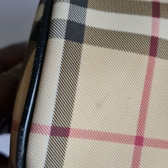 Burberry Vintage Nova Check Papillion Bag Biege/Black - Picture 13 of 16